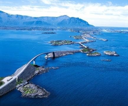 Storseisundet Bridge, Atlanterhavsveien, Norway