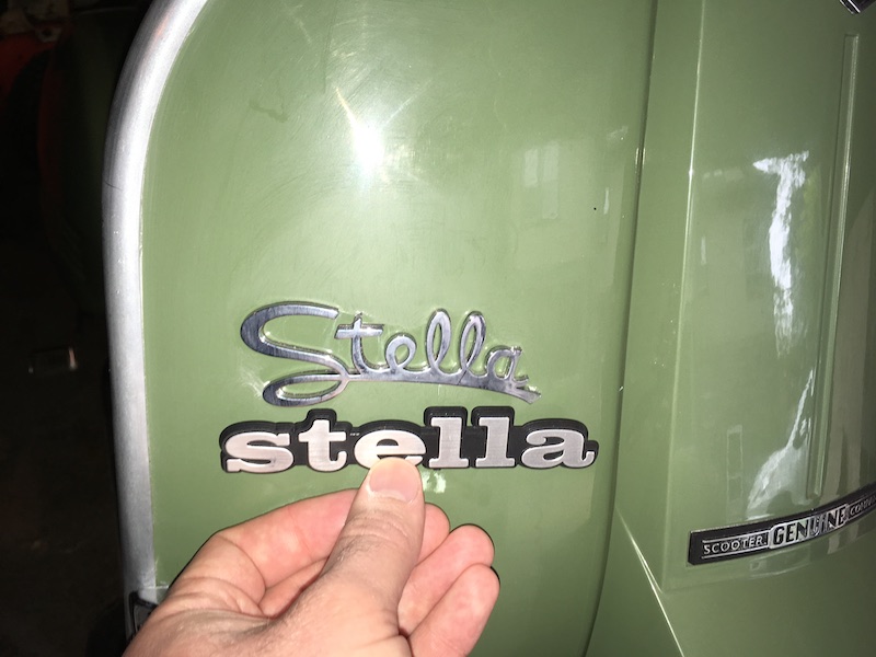 stella vintage badge front.jpg
