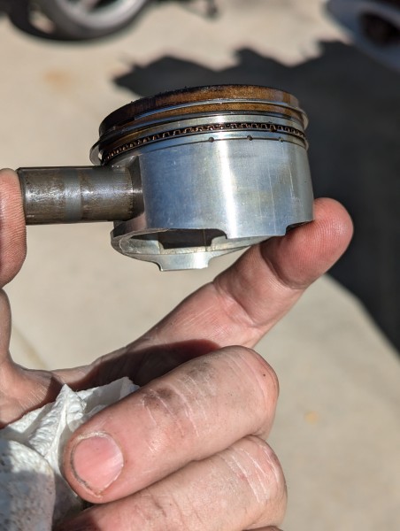 Piston is clean. The pin looks odd.