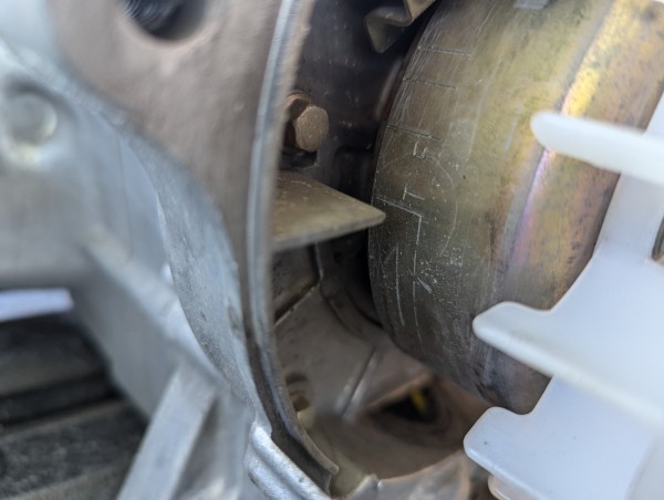 Crankshaft aligned with case pointer for TDC.