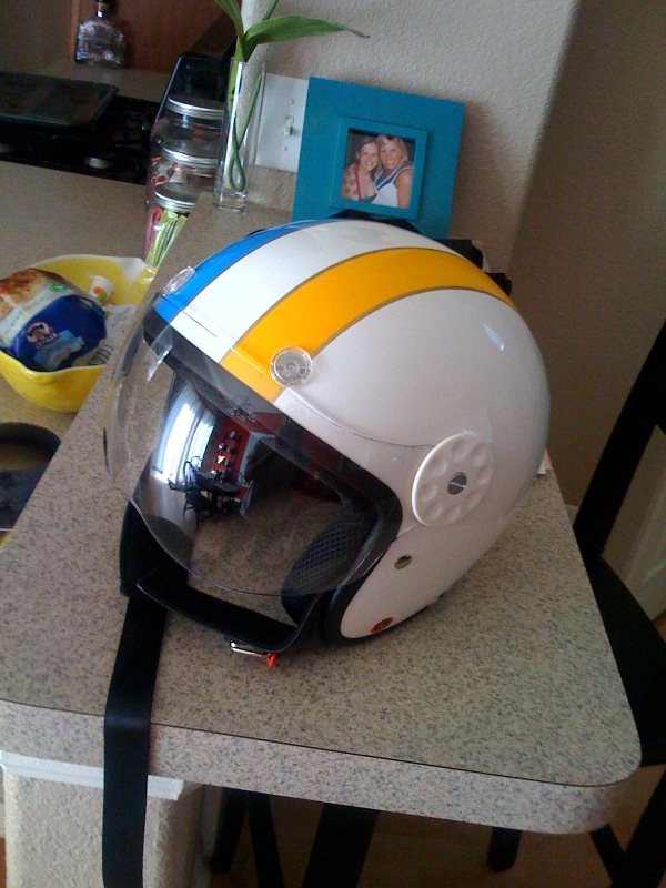 or white speedracers like helmet? :)
